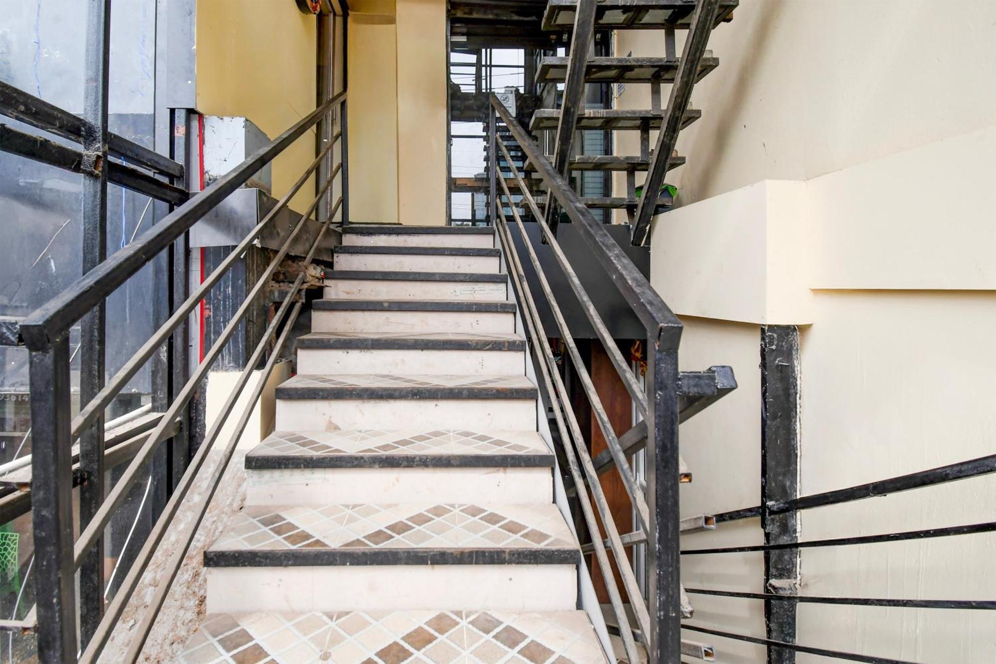 Super Hotel O Pra Guest House Bhubaneswar Exterior photo