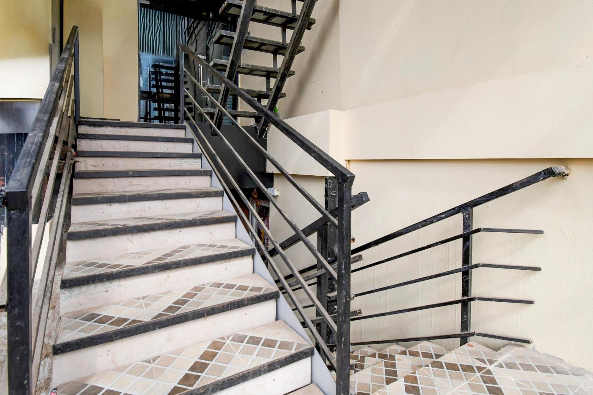 Super Hotel O Pra Guest House Bhubaneswar Exterior photo